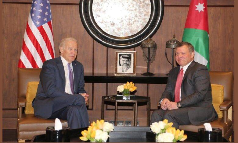 جلالة الملك يبحث مع بايدن حل الصراع الفلسطيني