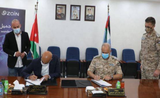  سلاح الجو يوقع اتفاقية تعاون مع شركة زين    
