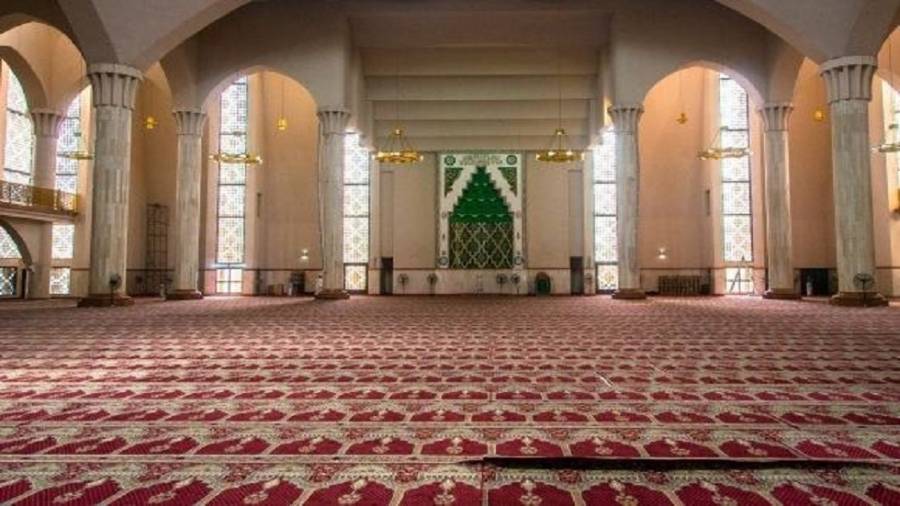تعليق صلاة الجمعة بالصريح حتى إشعار آخر