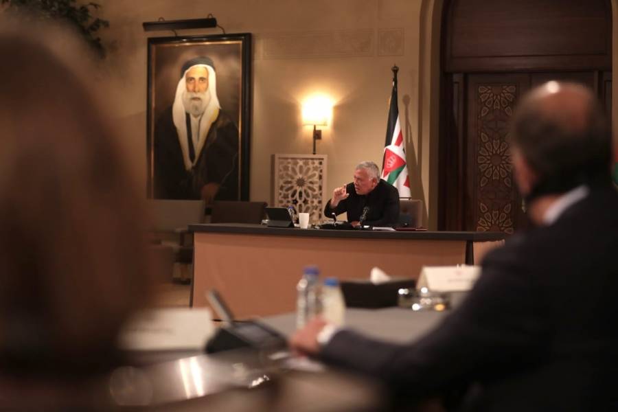 الملك يلتقي شخصيات من كافة محافظات المملكة