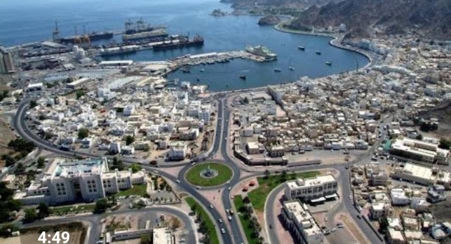 عُمان تعتزم إلغاء عدم الممانعة للوافدين