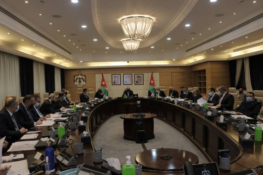 رئيس الوزراء يترأس اجتماع اللجنة العليا لاحتفالية مئوية تأسيس الدولة الأردنية