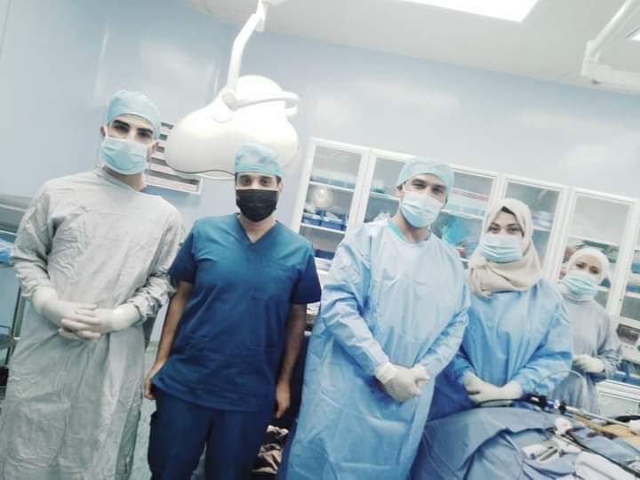 أجراء أول عملية تحويل مسار للمعدة والامعاء بالمنظار في مستشفى الأمير علي بن الحسين العسكري..