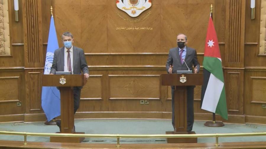 الصفدي: لا قبول لأي طرح يحد من قدرة أونروا