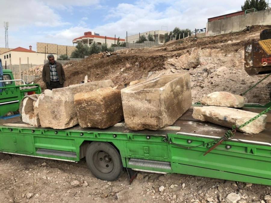 بالصور : إعمال تنقيب في المغارة الأثرية التي عثر عليها في منطقة زبده جنوب مدينة اربد