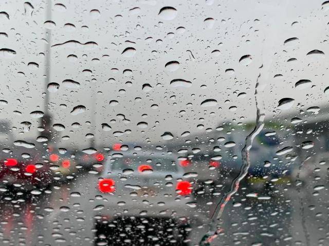 المملكة تبقى تحت تأثير المنخفض الجوي غدا