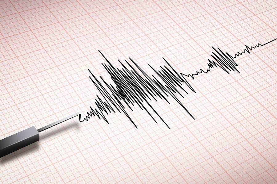 زلزال يضرب شرق طهران وإعلان حالة التأهب
