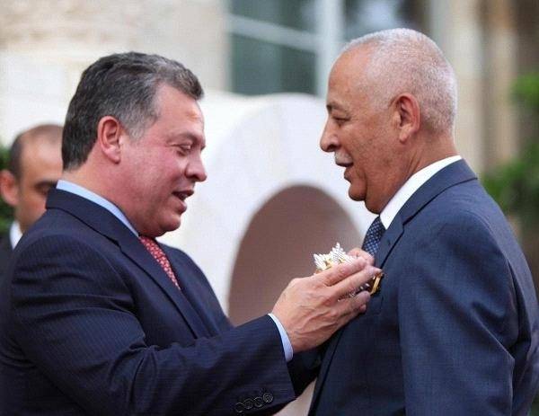 في رحاب الديوان الملكي العامر...