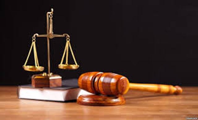 الحكم بالسجن 3 سنوات لمدير مؤسسة المتقاعدين العسكريين الأسبق  مع 5 ضباط متقاعدين بتهمة الاستثمار الوظيفي.... تفاصيل