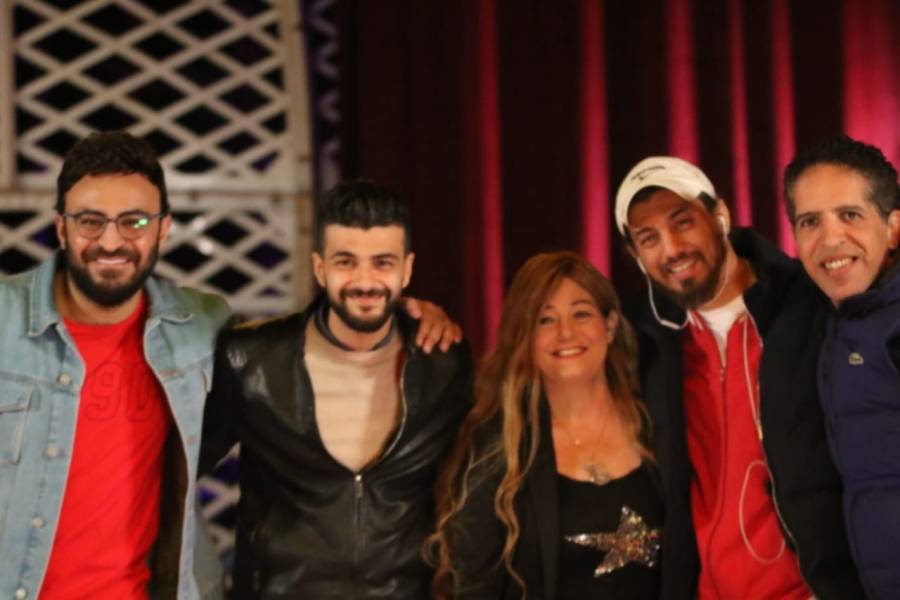 الليلة فاتن الحلو ضيف أتوبيس السعادة مع أحمد يونس  على Dmc