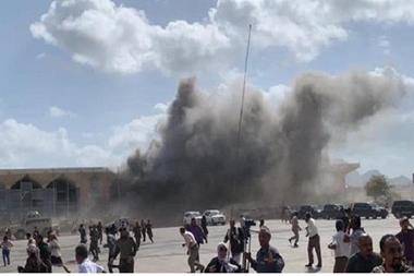 إدانات عربية لانفجار مطار عدن