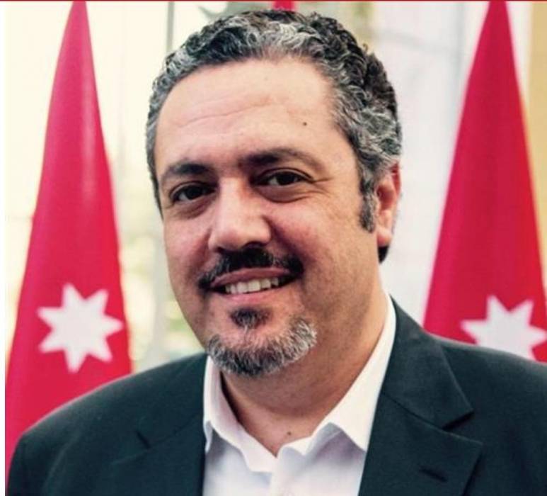 تنبيه من مدير اعلام الديوان الملكي السابق غيث الطراونة