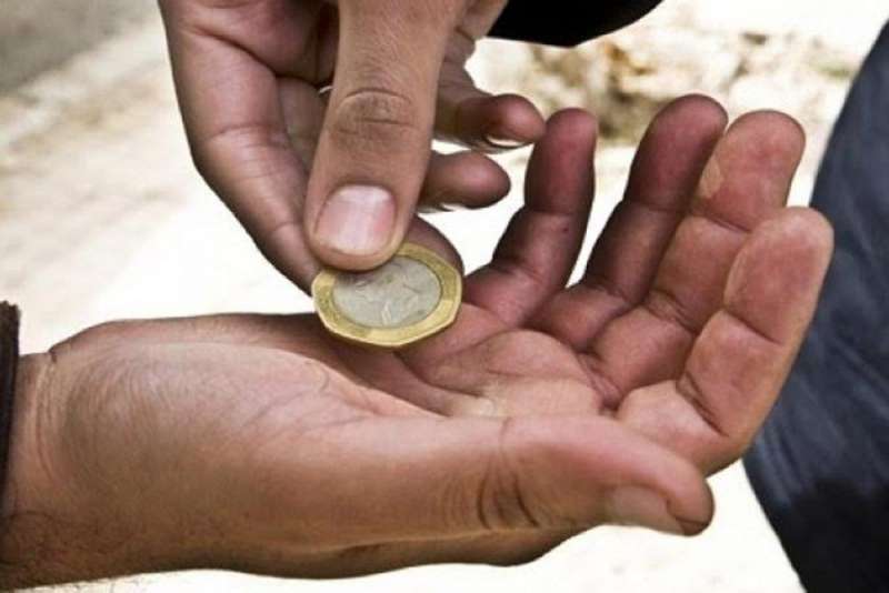 ضبط متسوّل بحوزته 1400 دينار في اربد