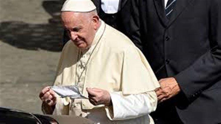 البابا فرنسيس يعلن أنه سيتلقى اللقاح المضاد لكورونا