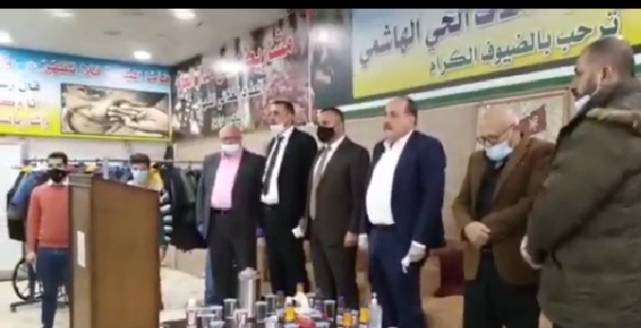 الدحادحه يحضر توزيع طرود غذائية على الأسر المعوزة والأيتام والفقراء  في محافظة اربد