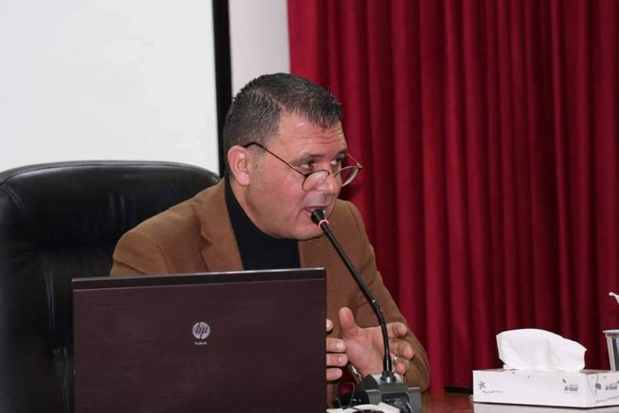 النزاهة ومكافحة الفساد تنظم دورة قانونية لموظفيها _صور