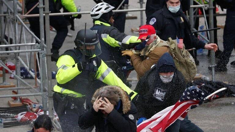 أعضاء بالكونغرس يشترون سترات واقية من الرصاص