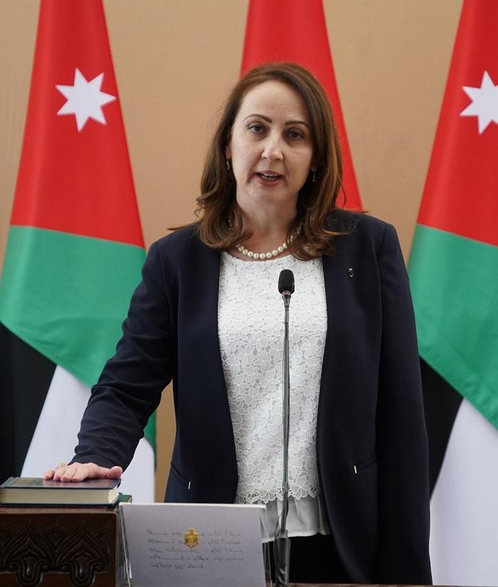 العلي: إعادة النظر بخطة الفتح التدريجي حال زادت الإصابات