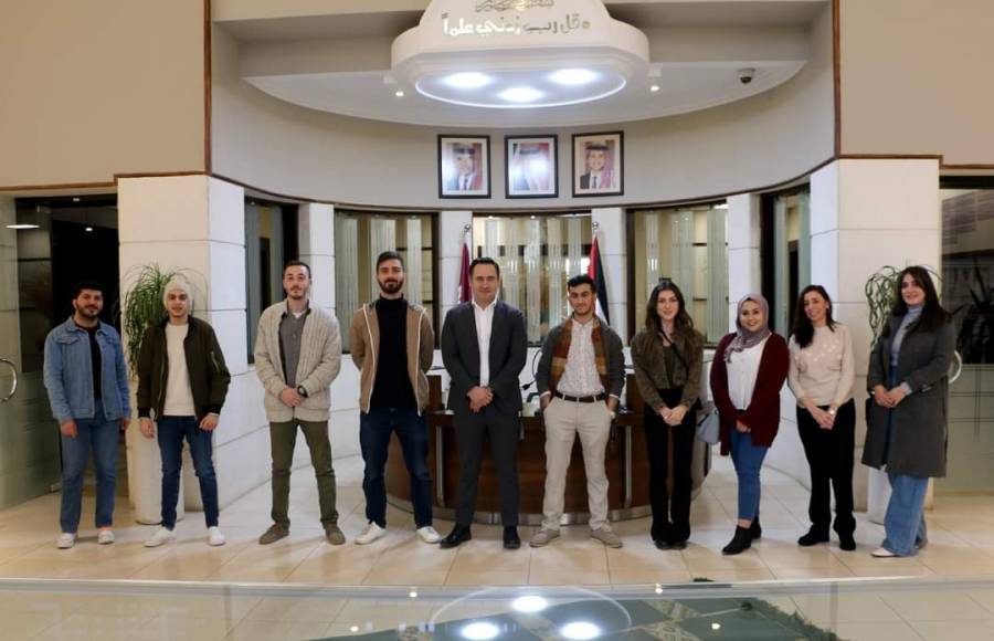 “الشرق الأوسط تبتعث طلبة إلى جامعات أوروبية ضمن برنامج (ايراسموس بلس)