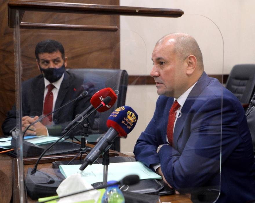 العودات يؤكد خلال اجتماع برؤساء اللجان النيابية أهمية إنجاز التشريعات وتفعيل مدونة السلوك.. صور