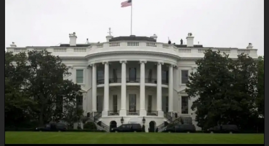 نصف مليون دولار تكلفة تنظيف البيت الأبيض