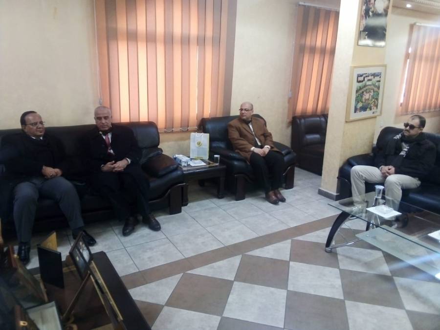 رئيس جامعة الحسين بن طلال يضع امكانات الجامعة وكوادرها في خدمة المجتمع المحلي.