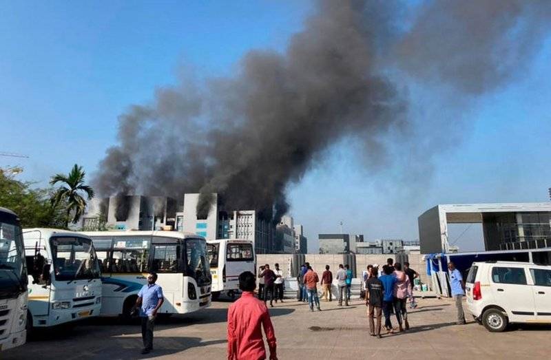 الهند.. اندلاع حريق في أكبر معهد لإنتاج لقاحات كورونا بالعالم