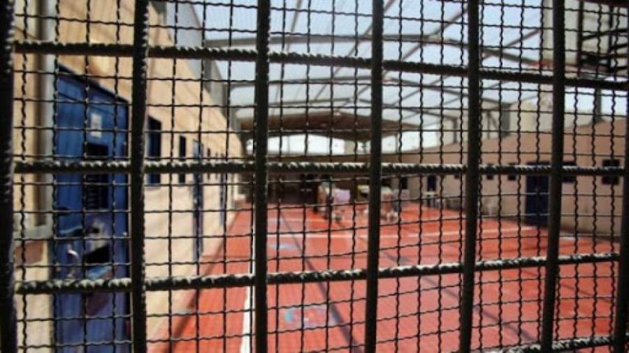 عاجل : الأردن يتابع أوضاع 3 أسرى أردنيين مصابين بالفيروس في السجون الإسرائيلية