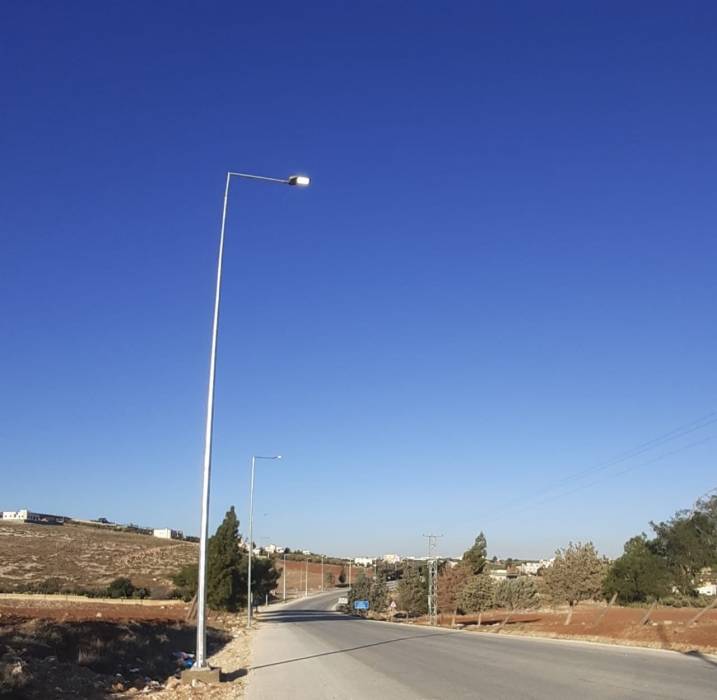 الموازره : إنارة طريق ماعين والمرحلة الثالثة ستكلف 175 الف في هذا العام...صور