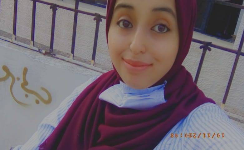 احتلت الطالبه هبة الطوالبة  بالمركز الأول عربياً في القصه القصيرة