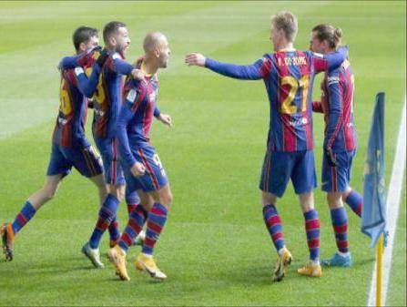 برشلونة يواجه فايكانو بطموح التأهل