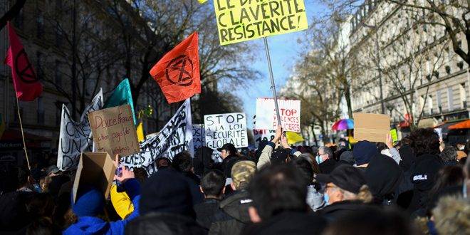 تجدد المظاهرات في فرنسا احتجاجاً على قانون (الأمن الشامل)