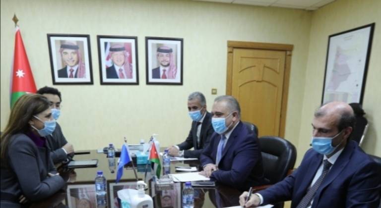 وزير التخطيط والتعاون الدولي يلتقي الأمين العام لـ الاسكوا