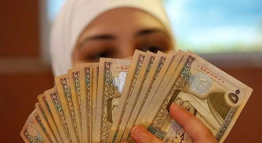 أكثر من ثلثي المقترضين في الأردن نساء