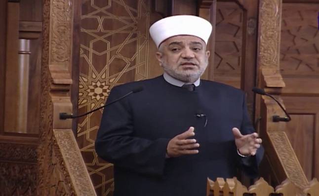 الخلايلة عن الاجراءات بالمساجد : كل شيء وارد