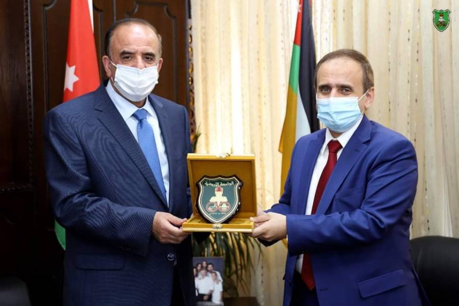 رئيس الجامعة الأردنية ووزير التعليم العالي اليمني يبحثان سبل التعاون