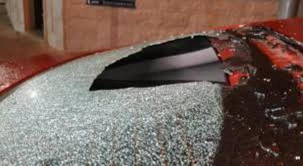 إحالة فتاتين حطمتا زجاج 15 مركبة للقضاء