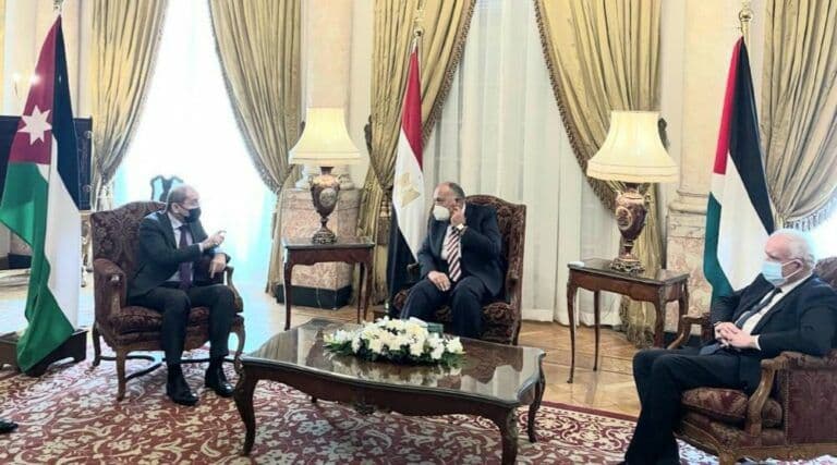 الصفدي يعقد مباحثات مع نظيريه المصري والفلسطيني