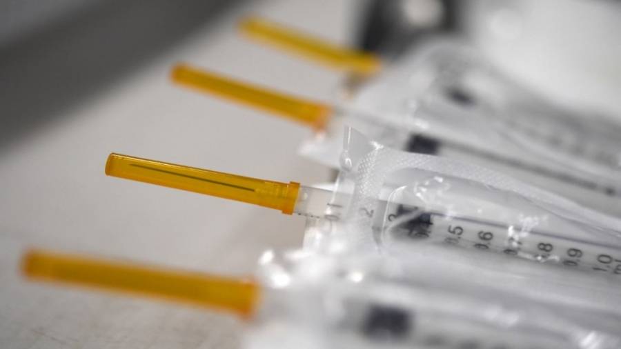 خلية الأزمة: أكثر من 107 آلاف شخص تلقوا الجرعة الأولى من اللقاح في الأردن