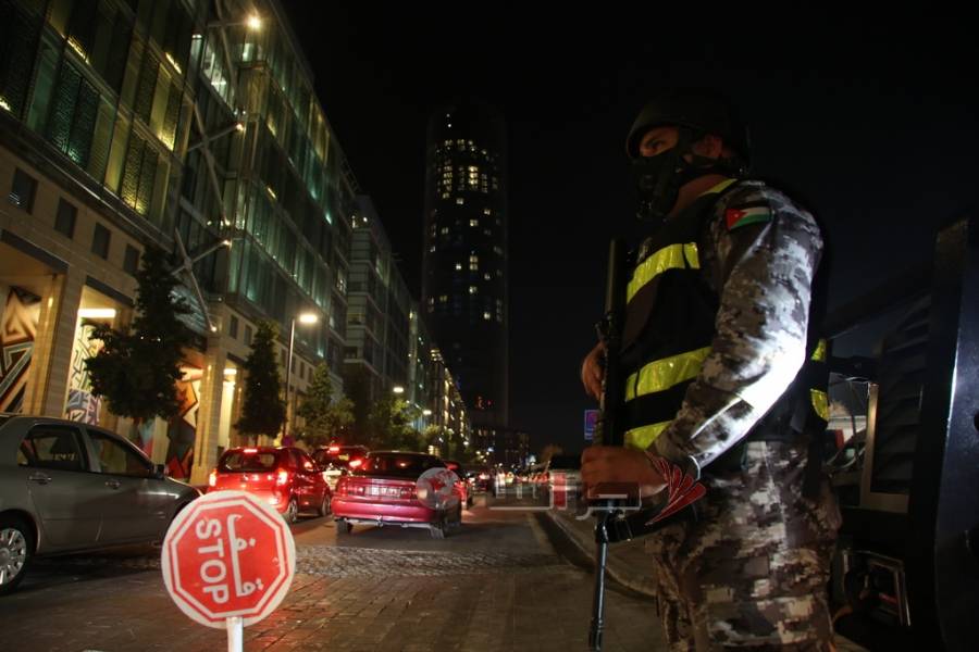 عبيدات ينفي فرض حظر شامل السبت