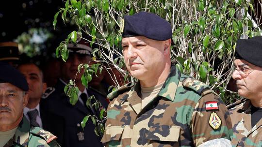 قائد الجيش اللبناني يحذر من خطورة الوضع