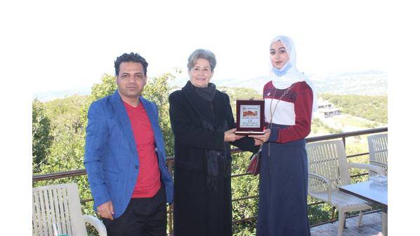 مبادرة الريادة العجلونية تكرم الزغول 