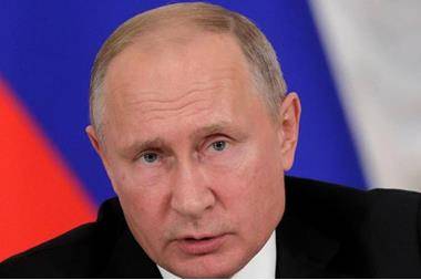 بوتين يتلقى اللقاح المضاد لكورونا