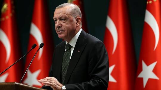 أردوغان.. سنشدد قيود كورونا وسط ارتفاع الإصابات