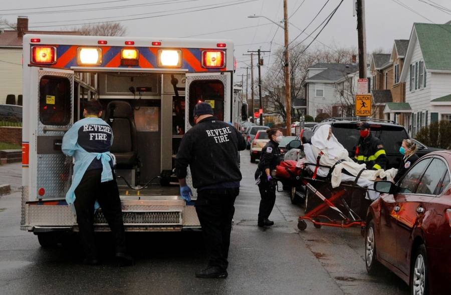 أمريكا...تسجل 30.5 مليون إصابة وأكثر من 552.7 ألف وفاة بكورونا