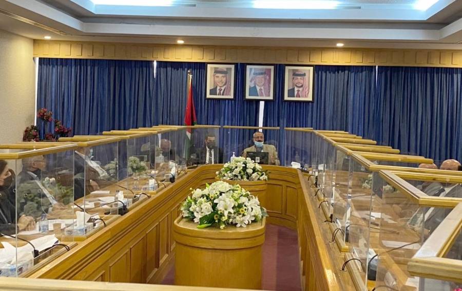 مالية الأعيان تُقر مُعدّل الفوائض المالية كما ورد من النواب