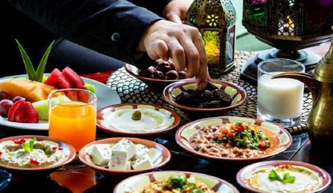 الصحة توجه الأردنيين .. هذا ماذا يجب أن تحتويه وجبة سحوركم في رمضان