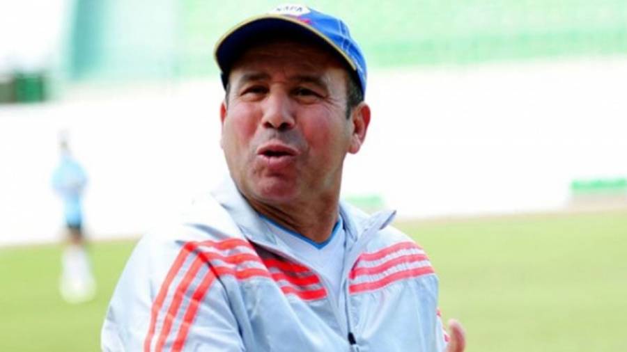 وفاة إبراهيم يوسف نجم منتخب مصر السابق