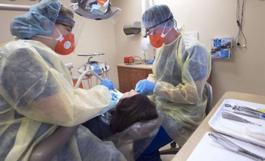 تونس: وفيات كورونا تتجاوز 10 آلاف