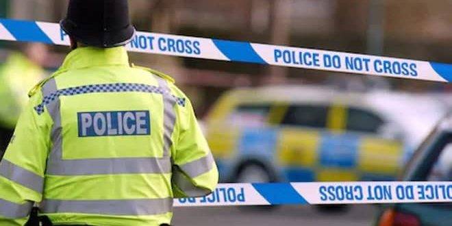 مقتل شرطية فرنسية بعملية طعن قرب باريس